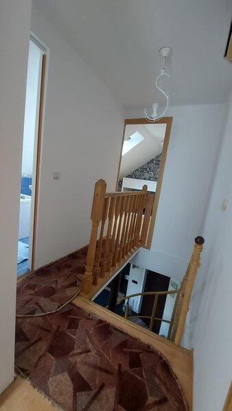 Brancoveanu, inchiriere apartament penthouse camere 10 min. metrou