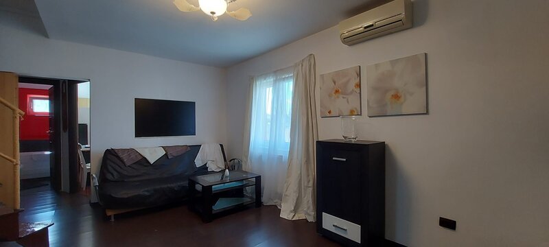 Brancoveanu, inchiriere apartament penthouse camere 10 min. metrou